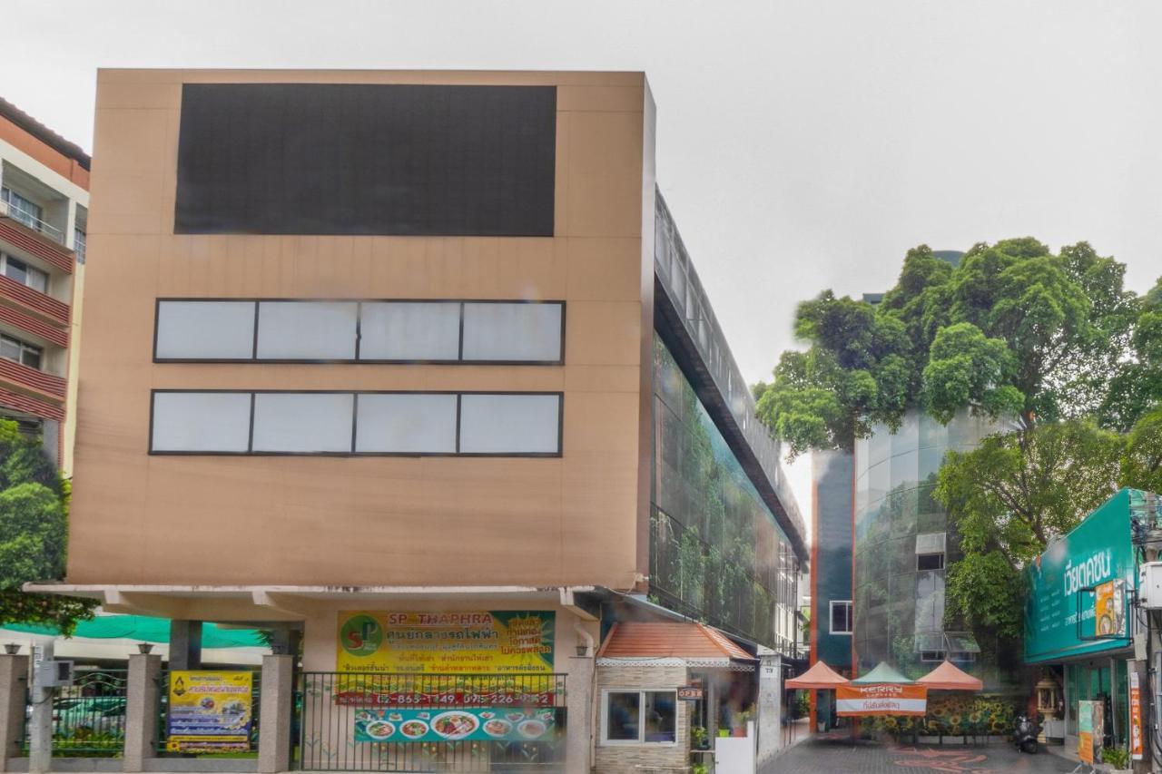 Sp Park Thaphra Hotel Bangkok Exterior photo